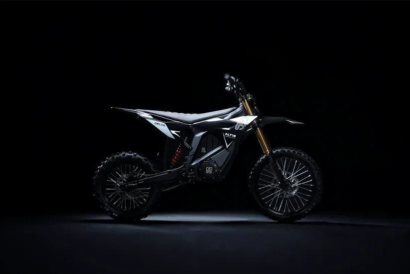 Altis Delta electric dirt bike studio side view