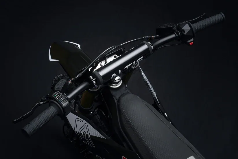 Altis Delta electric dirt bike front detail