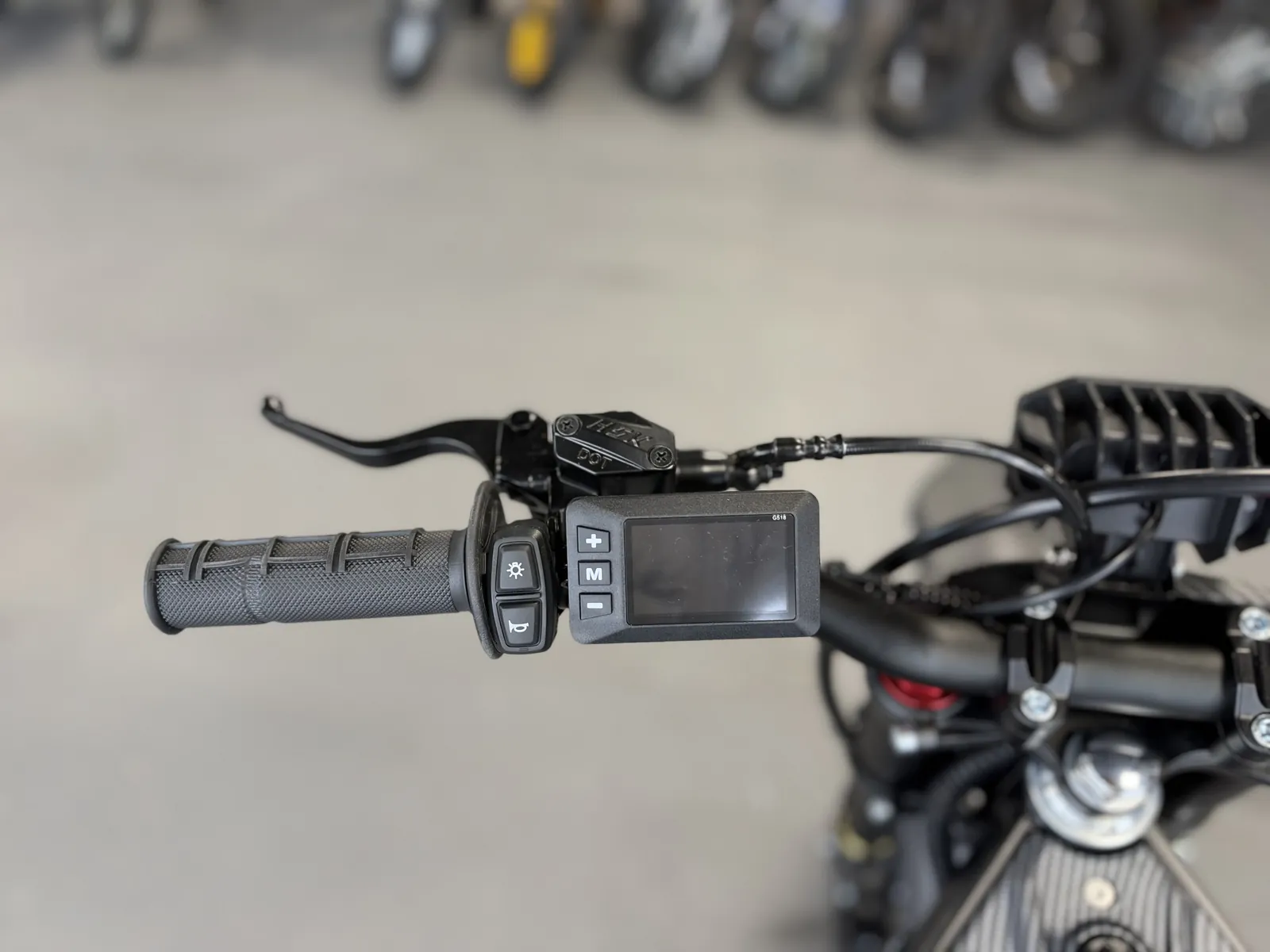 Valtinsu EM-5 electric dirt bike at the VoltRush USA showroom, photo 9