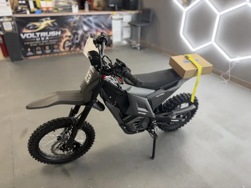 Valtinsu EM-5 electric dirt bike at the VoltRush USA showroom